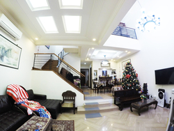 Henley Gardens (D19), Terrace #188064242